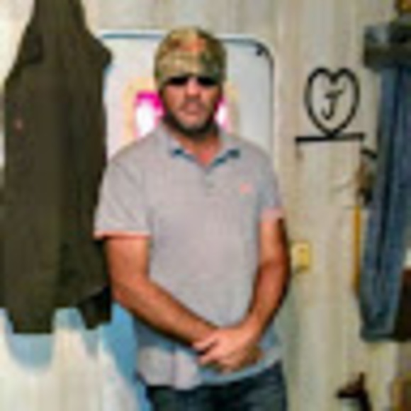 Meet your Posher, David - Picture 1 of 1